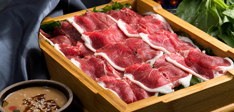 羊肉(上脑)的热量和营养价值